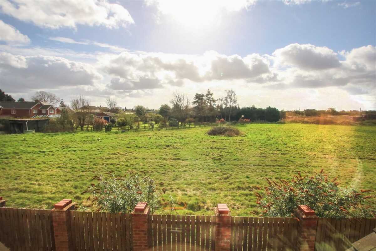 Paddock Way, Hatfield, Doncaster