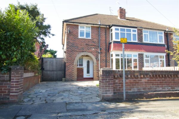 Sunningdale Road, Wheatley Hills, Doncaster