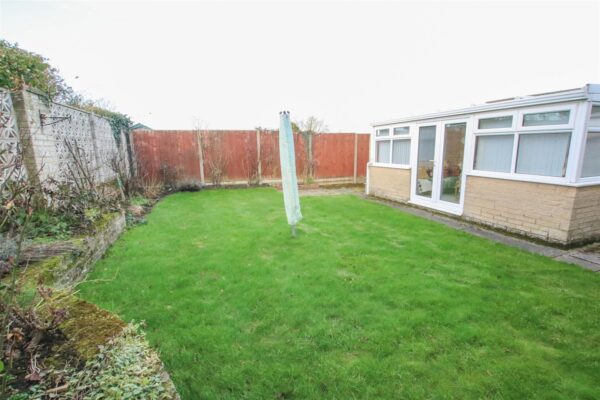 Grangewood Road, Laughton, Sheffield S25